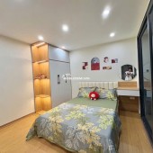 Cần bán nhà phố Phạm Ngọc Thạch ô tô đỗ cửa,diện tích 90m ,3 phòng ngủ,2 wc.Sổ đỏ sẵn sàng giao dịch.
Liên hệ: Em Trang bds nhà phố